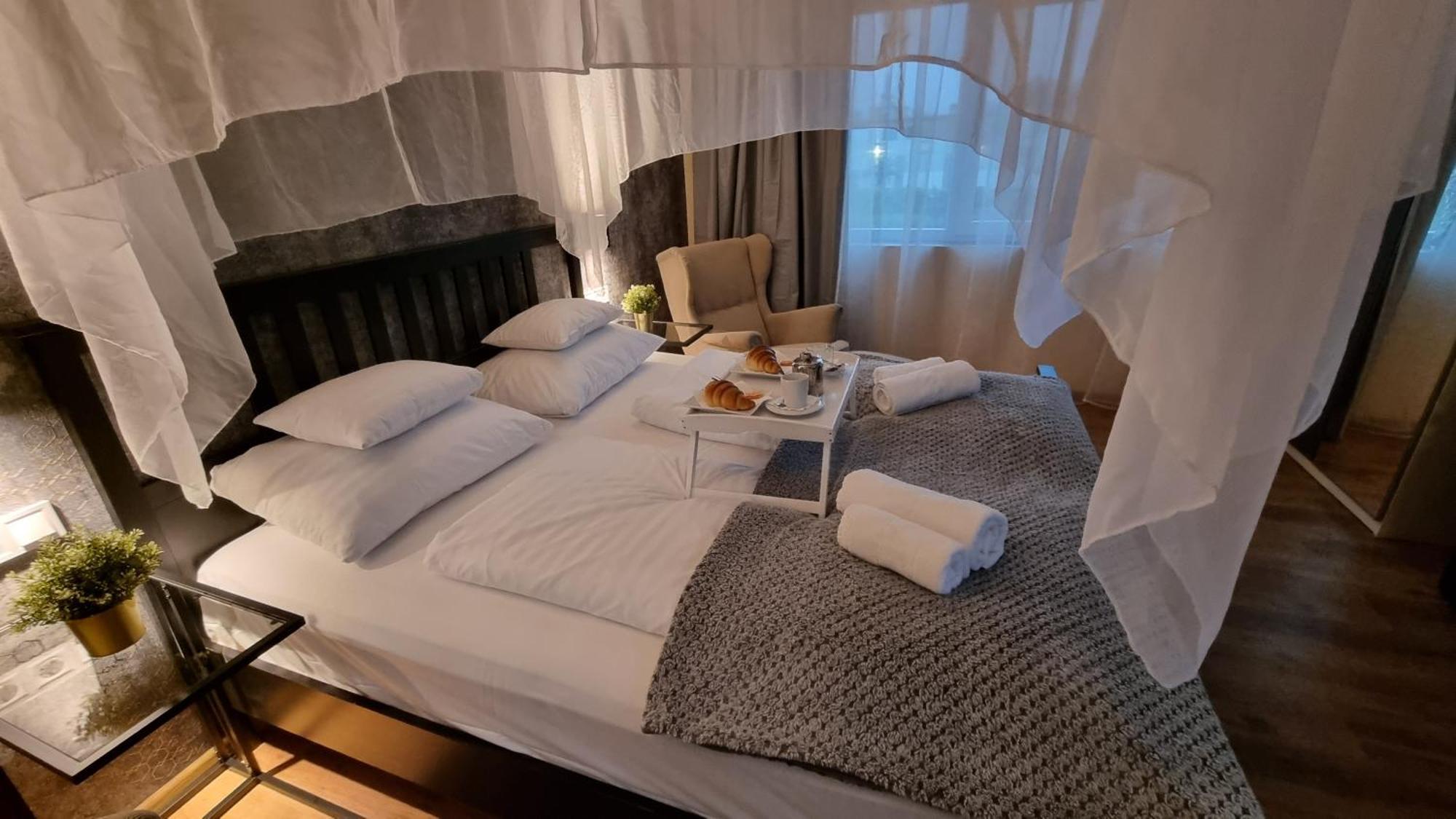 Boutique Hotel & Event Center บูดาเปสต์ ภายนอก รูปภาพ