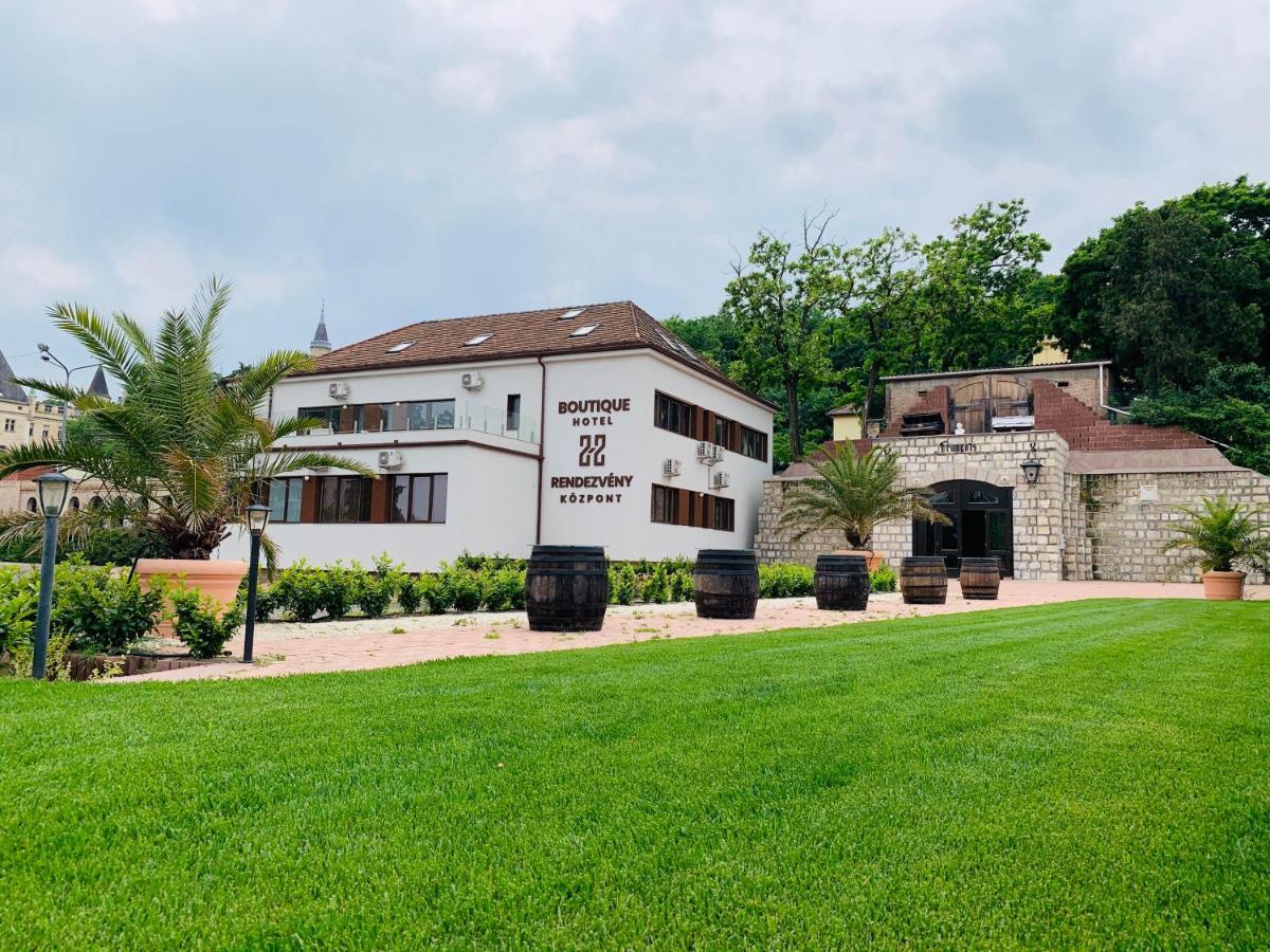 Boutique Hotel & Event Center บูดาเปสต์ ภายนอก รูปภาพ